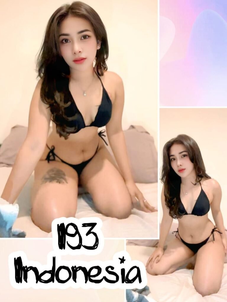 i93 JB Escort Girl